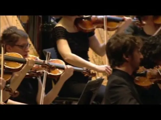 Boris Berezovsky et l’Orchestre de Paris interprètent Rachmaninoff, Ibert et Verdi (2013)