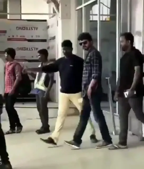 Виджай 10.12.19 at Chennai Airport Today! Thalapathy64