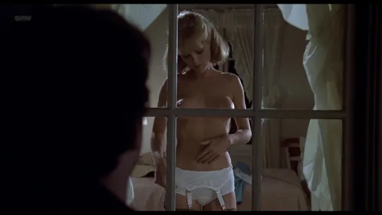 Mary Louise Weller, etc Nude - Animal House (US 1978) 1080p