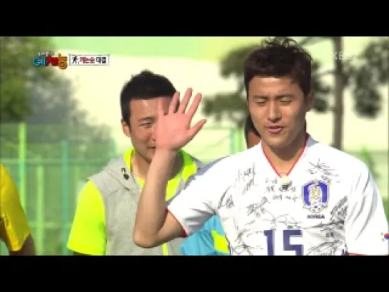 [SHOW] 3.06.2014 KBS2 Our Neighborhood Variety & Sport, Ep.58 - Soccer Special (DooJoon & KiKwang)