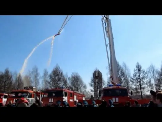 Сегодняшние показательные выступления пожарных