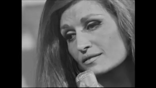 Dalida ♫ Que sont devenues les fleurs?, Bonsoir mon amour (live) ♪ 08/03/1969 (Chansons et champions (1re chaine)