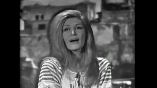 Dalida ♫ Le septieme jour ♫ 3/11/1968 (Télé dimanche (1re chaine)