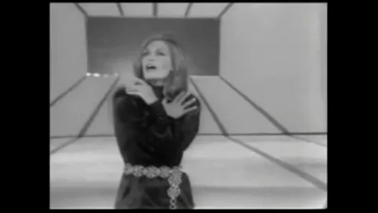 Dalida ♫ Je m'endors dans tes bras ♫ 8 octobre 1968 (Si ça vous chante (2e chaine)