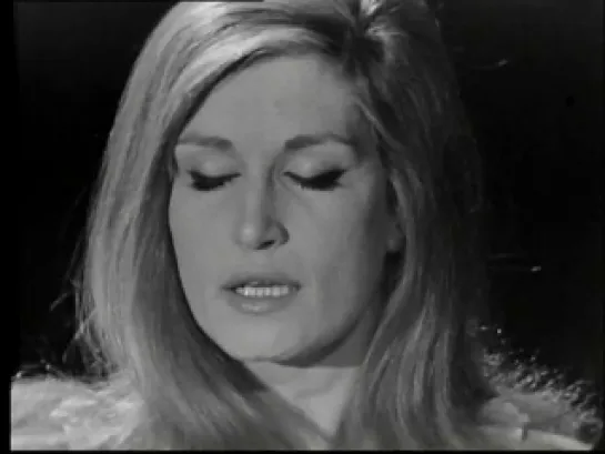 Dalida - Entrez sans frapper 10/12/1967 (Télé dimanche)