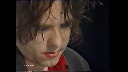 Robert Smith en lo plus 29-03-2000