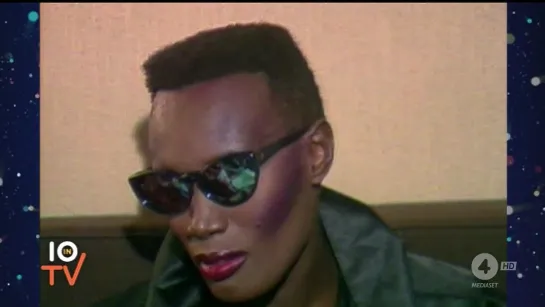 Grace Jones - Ive Seen That Face Before