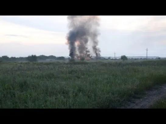 Луганск.29.05.2014.Армия Юго-Востока вытеснила из В/Ч в Александровске НГ.