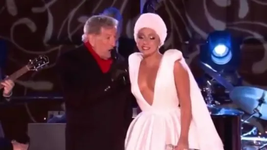 2014 // Lady Gaga & Tony Bennett > Winter Wonderland - Rockefeller Center (Gagavision.net)