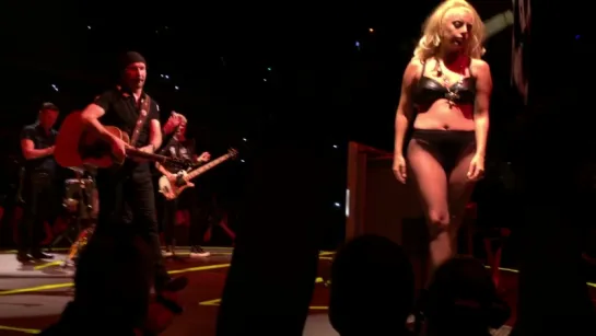 2015 // Lady Gaga & U2 > Ordinary Love - Madison Square Garden (Gagavision.net)