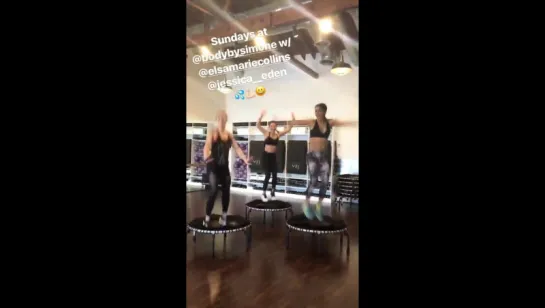 Lea working out with Elsa Marie Collins and Jessica Sapire via Instagram Stories (March 12, 2017)