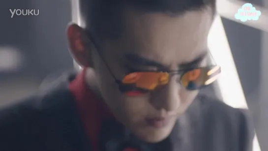 160419 Kris Wu Ray-Ban CF (15s)