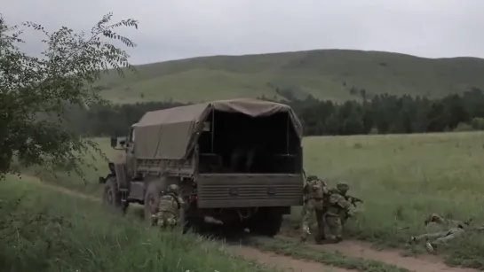 Военнослужащие разведывательного подразделения 14-й ОБрСпН ГУ, Бурятия, сентябрь