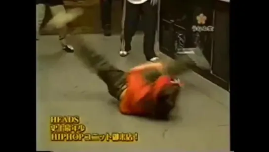 Ryota (making break dance)