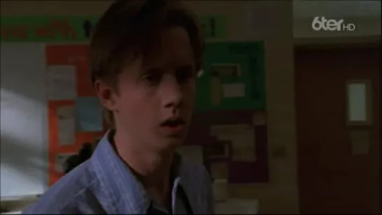 Buffy.S01E08.FRENCH