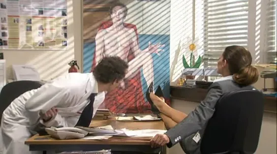 Green Wing S02E04