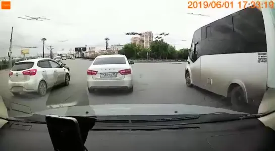 Аварийная ситуация у Музыкального театра (01.06.2019)