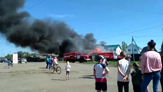 Горит дом в Старом Кировске (28.05.2019)