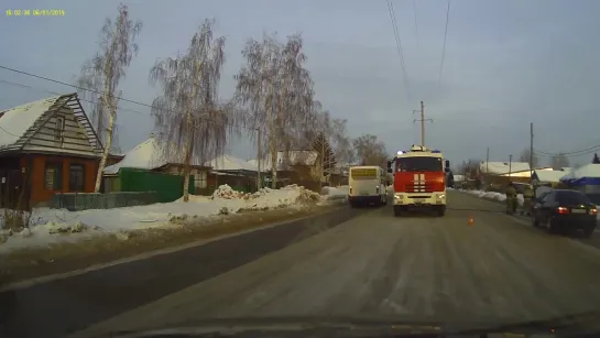 Загорелась машина на ул. Энтузиастов (07.01.2018)