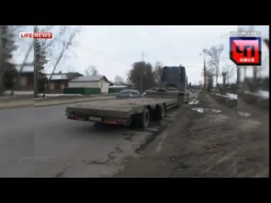 Семилетнюю девочку убило отлетевшим от фуры колесом (водитель омич)