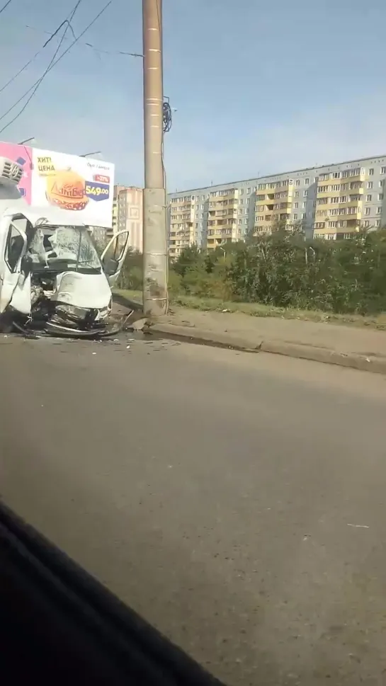 Газель влетела в столб на ул. Лукашевича (07.09.2019)