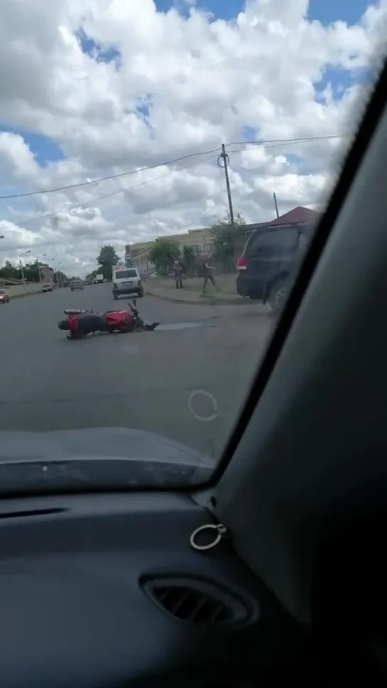 Авария с мотоциклистом на ул. 5-я Северная (04.07.2019)