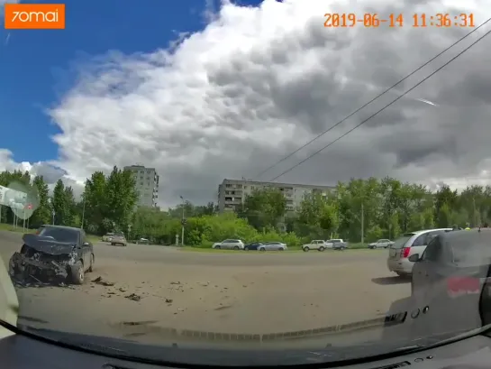 Последствия ДТП на ул. Волгоградская (14.06.2019)