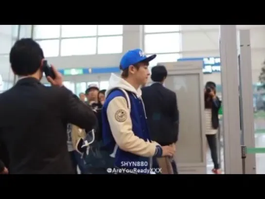 |FANCAM| 131029 Incheon Airport (Chanyeol)