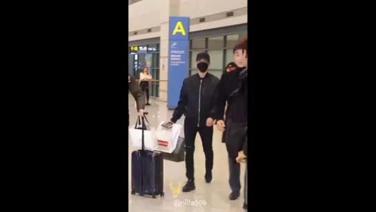 [FANCAM] 161203 EXO Baekhyun @ ICN Airport