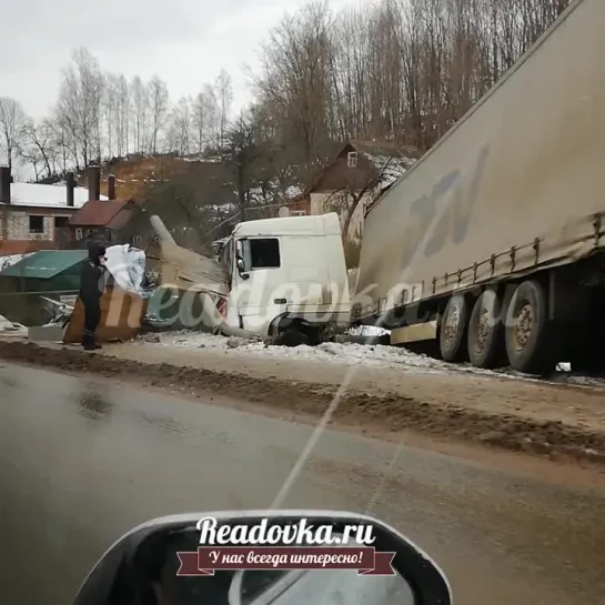 ДТП с фурой на Верхнем Волоке