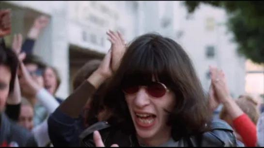 Ramones - I Just Want To Have Something To Do