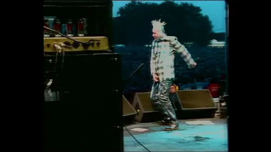 Sex Pistols - Pretty Vacant (Live) (At Finsbury Park-London) (23-06-96)