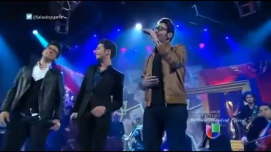 Il Volo - "Historia de un amor" на шоу Sábado Gigante (2013)