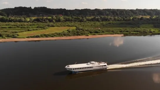 Greitaeigis laivas RAKETA grįžta į Kauną. Bandomasis skrydis lydint laivą.