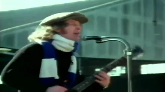 Slade - Give Us a Goal (Official Music video) © 1978