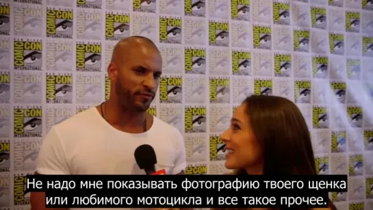 The 100 Guys Talk Tinder - Comic Con 2015 (rus sub)