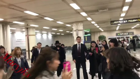 Jang Keun Suk arrived from Osaka, Gimpo international airport_9.11.2017