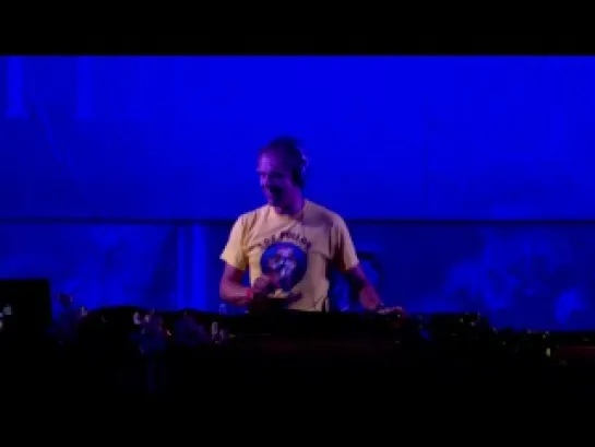 Armin van Buuren - Live At TomorrowWorld (29.09.2013, Trance)