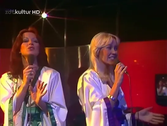 ABBA - Dancing Queen