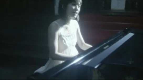 BONNIE PINK - Chain - Christmas song