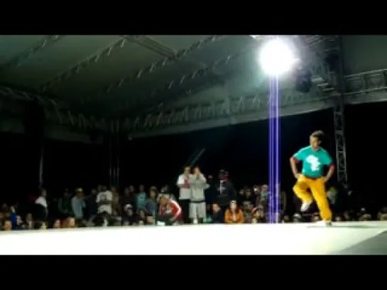 SDK 2010 RayBoom vs Les Twins