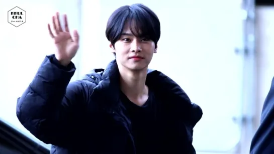 [FANCAM] 빅스 엔 @ 180301 서울삼성썬더스 시투 출퇴근