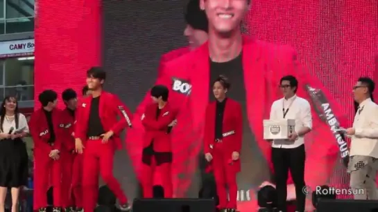 Kpop World Festival 2015 in Malaysia ft VIXX N danced to EXIDs UP  Down