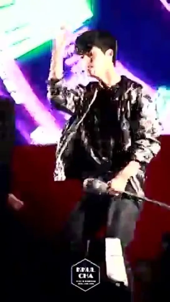 [FANCAM] 141127 VIXX N Hakyeon - Voodoo Doll @ Suwon Lotte Department Store Grand Opening