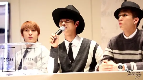 141211 staff fansign, VIXX N/Hakyeon. 미국가서 뭐했어요?