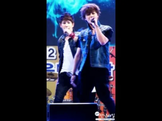 [FANCAM][2012.06.14] Let`s get retarded (Taeil Focus) @ Ujeong Up Festival