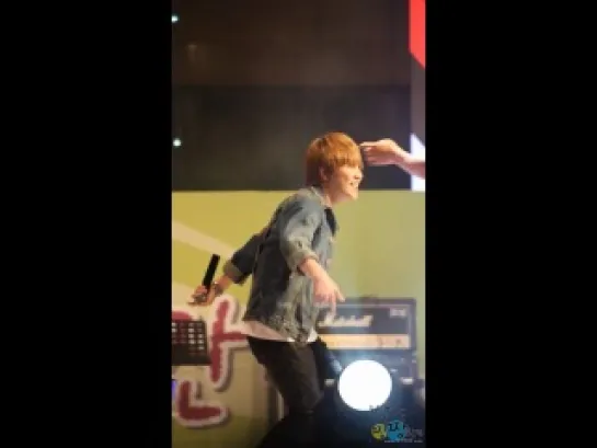 [FANCAM][2012.06.14] Run To You (Kyung Focus) @ Ujeong Up Festival