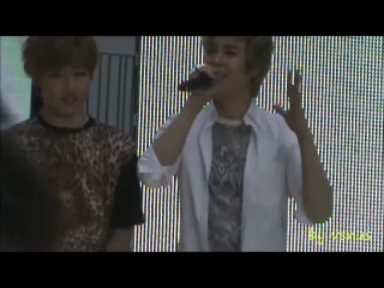 [FANCAM][2012.05.26] Talking @ Kenanga Wholesale City Mal