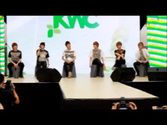 [FANCAM][2012.05.26] U Hoo Hoo @ Kenanga Wholesale City Mal