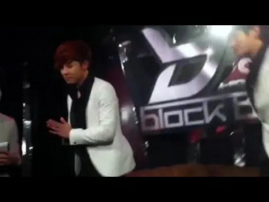 [FANCAM] Block B @ A-Port (BANG Channel) 120127